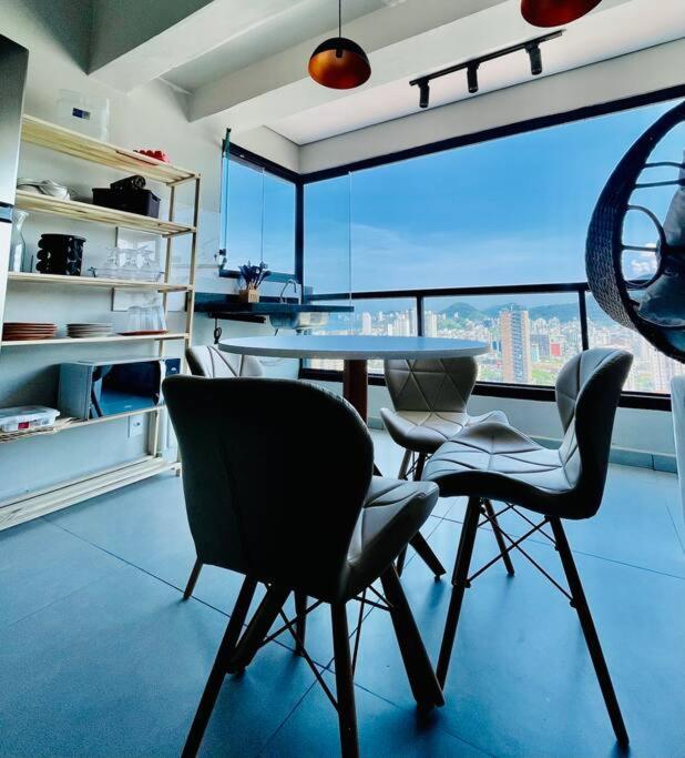 Lindo A 600m Da Apartment Guaruja